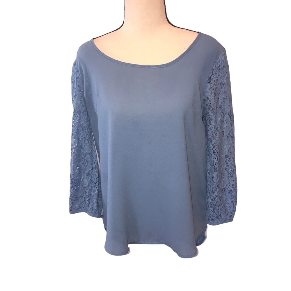 Mine Blue Embroidered Floral Eyelet Blouse Bow Back Detailing Hi Low Sz M